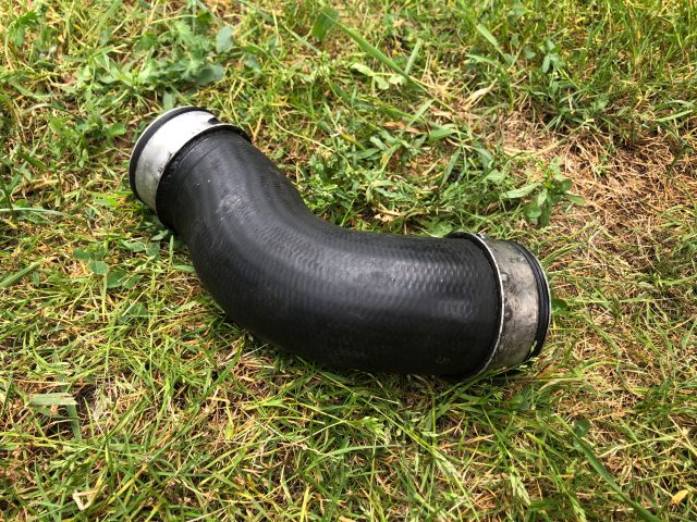 bontott AUDI A3 Turbócső