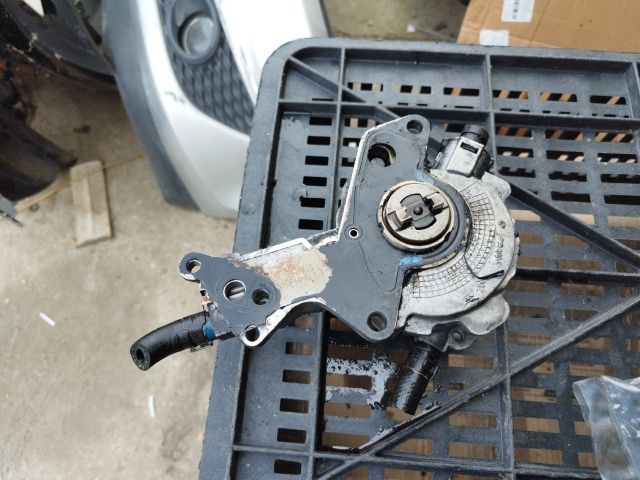 bontott AUDI A3 Vákumpumpa