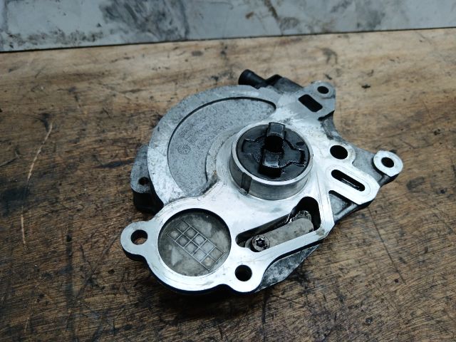 bontott AUDI A3 Vákumpumpa