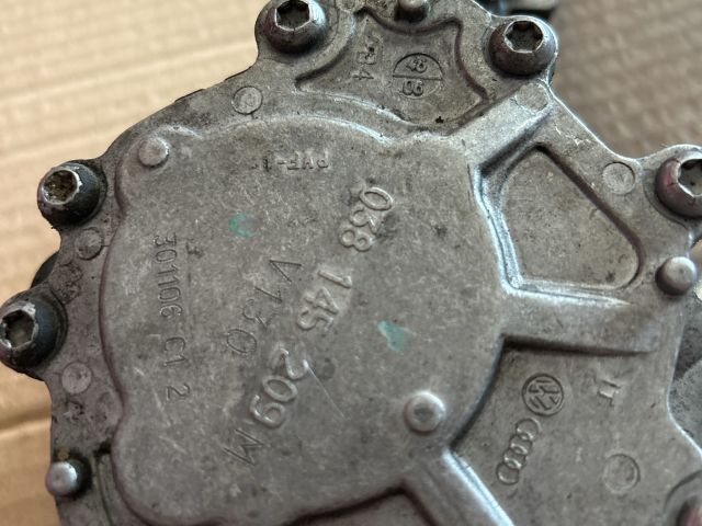 bontott AUDI A3 Vákumpumpa