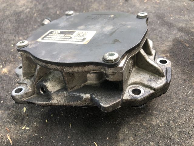 bontott AUDI A3 Vákumpumpa