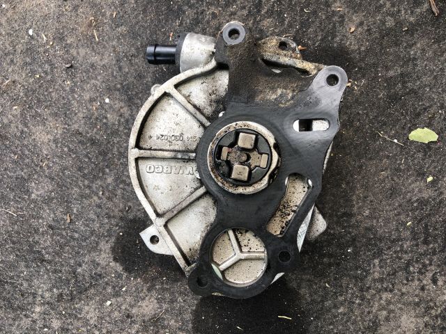 bontott AUDI A3 Vákumpumpa