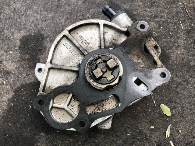 bontott AUDI A3 Vákumpumpa