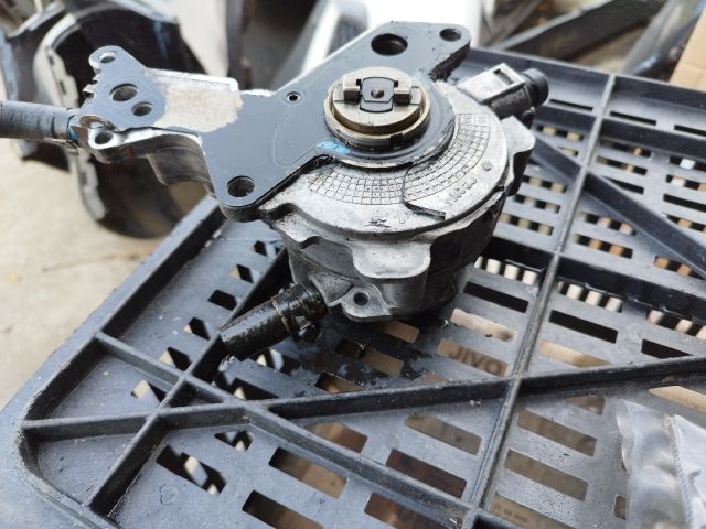 bontott AUDI A3 Vákumpumpa