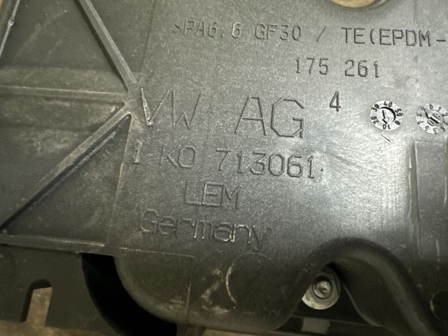 bontott AUDI A3 Váltó Kulissza