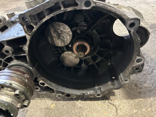 bontott AUDI A3 Váltó (Mechanikus)