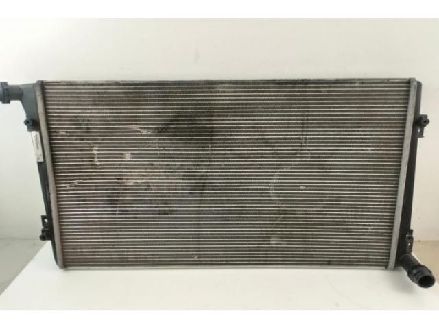 bontott AUDI A3 Vízhűtő Radiátor (Klímás)