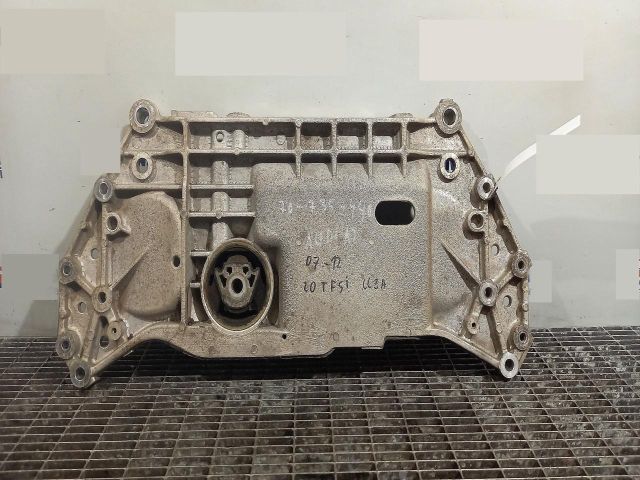 bontott AUDI A3 Első Bölcső