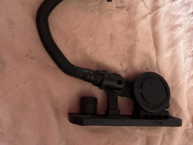 bontott AUDI A3 Forgattyúsház Szellőző Cső