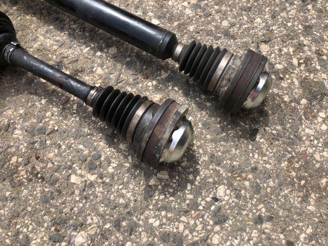 bontott AUDI A3 Jobb Féltengely