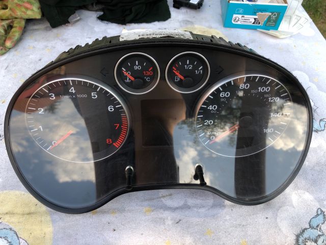 bontott AUDI A3 Kilométeróra