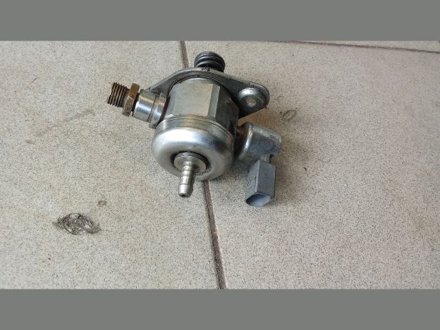 bontott AUDI A3 Nagynyomású Szivattyú