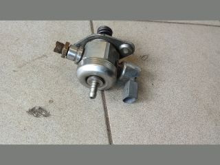 bontott AUDI A3 Nagynyomású Szivattyú
