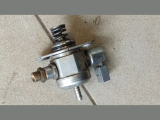bontott AUDI A3 Nagynyomású Szivattyú