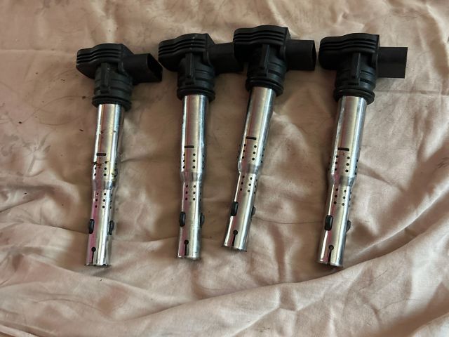 bontott AUDI A3 Gyújtótrafó Szett