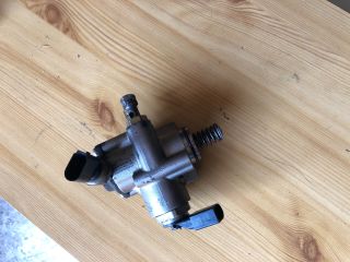 bontott AUDI A3 Nagynyomású Szivattyú