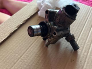 bontott AUDI A3 Nagynyomású Szivattyú