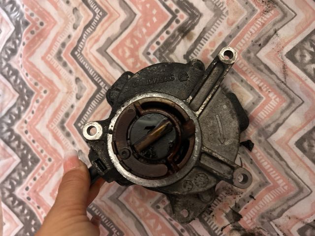 bontott AUDI A3 Vákumpumpa