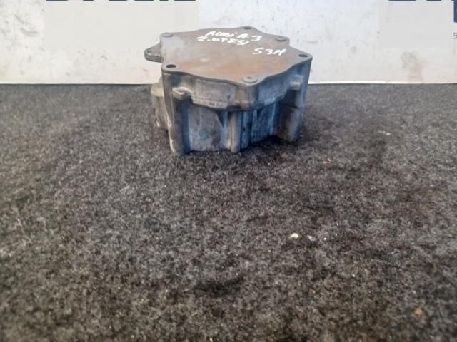 bontott AUDI A3 Vákumpumpa