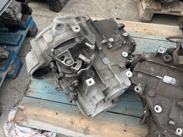 bontott AUDI A3 Váltó (Mechanikus)