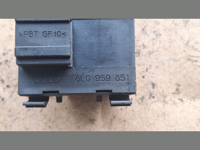 bontott AUDI A3 Ablakemelő Kapcsoló Négyes / Kettes