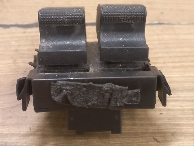 bontott AUDI A3 Ablakemelő Kapcsoló Négyes / Kettes