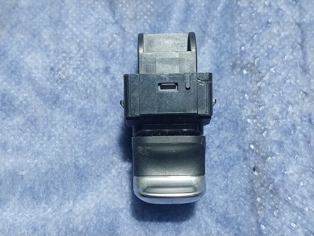 bontott AUDI A3 Ablakemelő Kapcsoló (Pozíciófüggetlen)