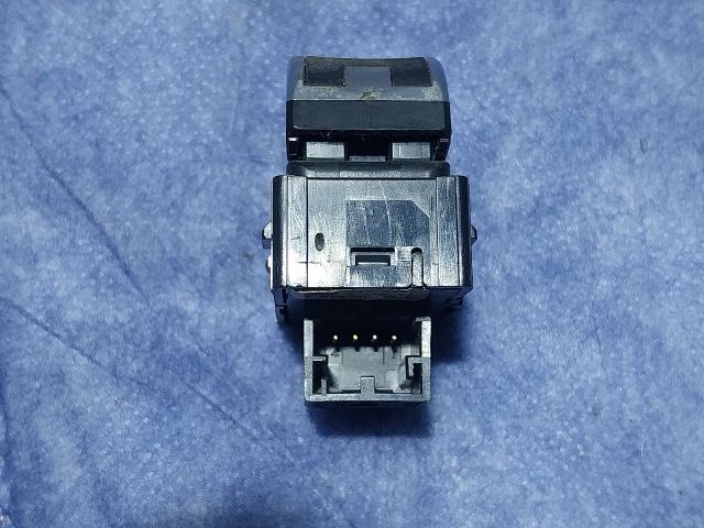 bontott AUDI A3 Ablakemelő Kapcsoló (Pozíciófüggetlen)