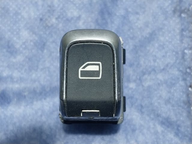 bontott AUDI A3 Ablakemelő Kapcsoló (Pozíciófüggetlen)