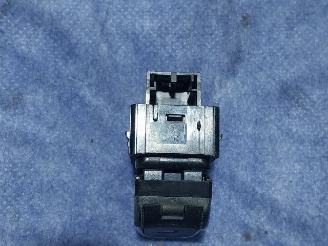 bontott AUDI A3 Ablakemelő Kapcsoló (Pozíciófüggetlen)