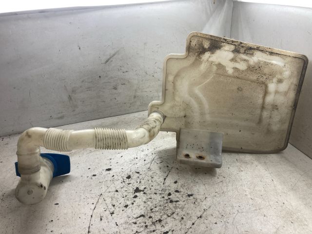 bontott AUDI A3 Ablakmosó Tartály