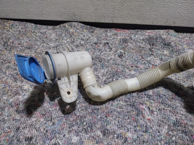 bontott AUDI A3 Ablakmosó Tartály