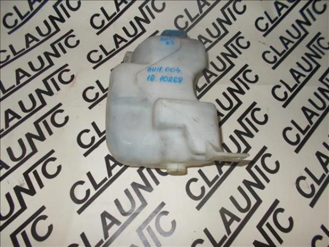 bontott AUDI A3 Ablakmosó Tartály