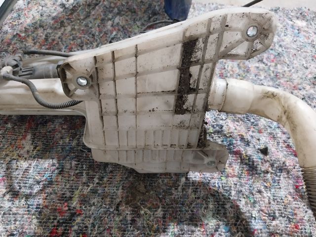 bontott AUDI A3 Ablakmosó Tartály