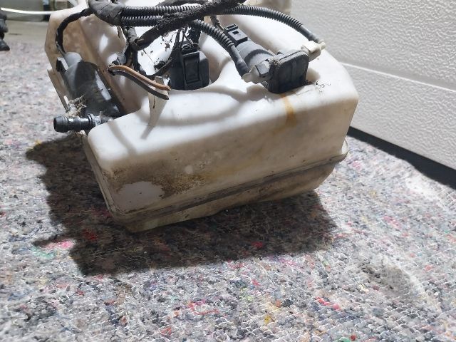 bontott AUDI A3 Ablakmosó Tartály