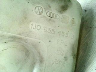 bontott AUDI A3 Ablakmosó Tartály