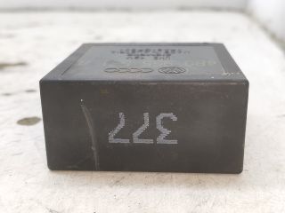 bontott AUDI A3 Ablaktörlő Relé