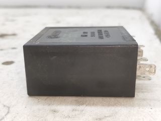 bontott AUDI A3 Ablaktörlő Relé