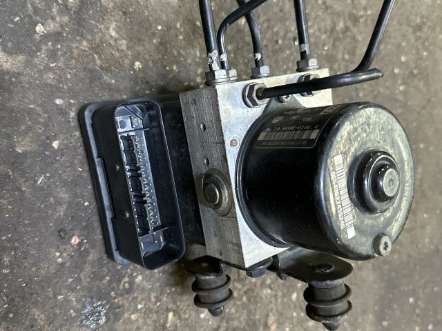 bontott AUDI A3 ABS Kocka