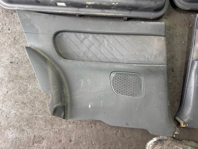 bontott AUDI A3 Ajtó Kárpit Szett