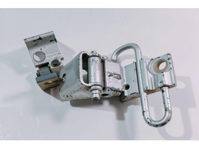 bontott AUDI A3 Ajtó Zsanér (Pozíciófüggetlen)