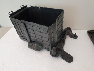 bontott AUDI A3 Akkumulátor Tartó