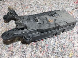 bontott AUDI A3 Akkumulátor Tartó