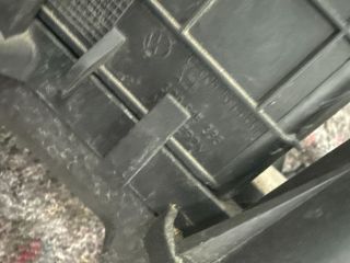 bontott AUDI A3 Akkumulátor Tartó