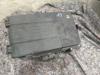 bontott AUDI A3 Akkumulátor Tartó