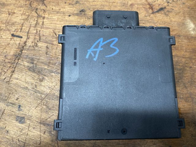 bontott AUDI A3 Akkumulátor Vezérlő Panel