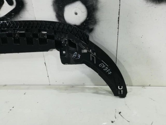 bontott AUDI A3 Alsó Hűtőburkolat