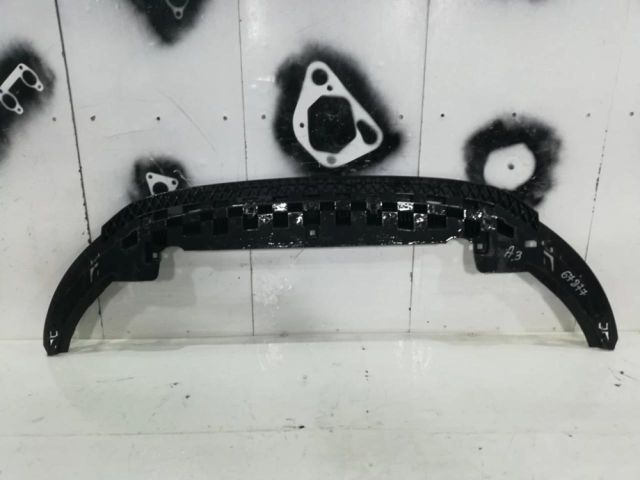 bontott AUDI A3 Alsó Hűtőburkolat