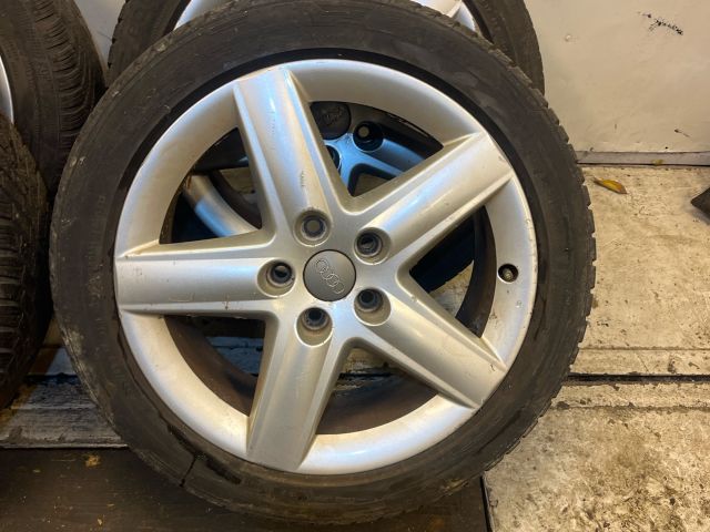 bontott AUDI A3 Alufelni Szett Gumival