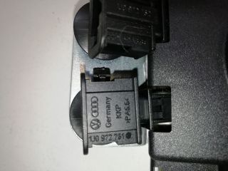 bontott AUDI A3 Antenna Erősítő